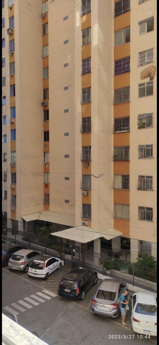 Vendo Apartamento Com Piscina