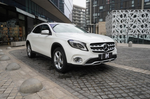Gla 200 At Unico Dueno