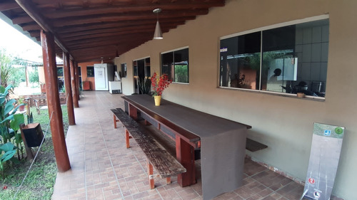 Imagem 21 de 29 de Pousada 5000m2, 2000m2 De Área Construida, Lagos, Alojamento, Casa Sede, Casa Caseiro, Área Gourmet Com Churrasqueira, Piscina, Bar, Playground - Ch00179 - 70379994