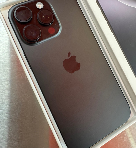 Apple Iphone 16 Pro (128 Gb) 100% De Pila. Libre. Negro (Usado)