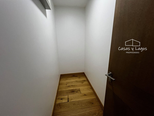 Venta Exclusivo Depto 3d 5b 182 M2 + 35 M2 Terraza Buroto