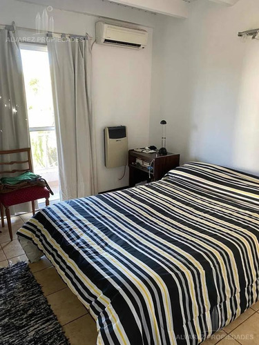 Imagen 11 de 14 de Triplex 4 Ambientes Venta Condominio El Mirador Hurlingham Permuta