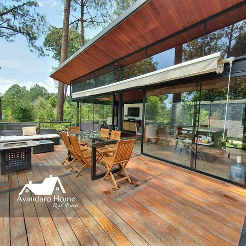 Casa En Venta, Cerro Gordo , Valle De Bravo.