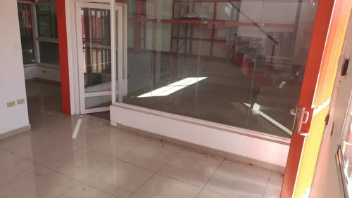 Imagen 3 de 7 de Galpón En Alquiler - Los Pinos Lp