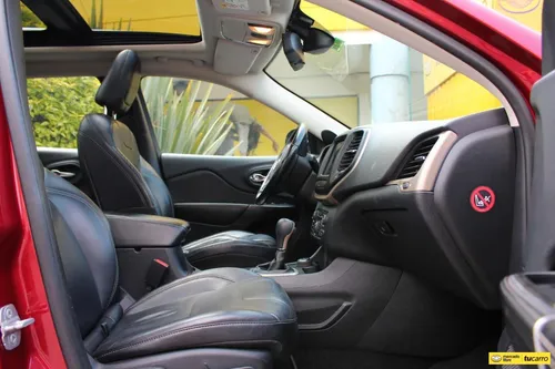 Jeep Cherokee 3.2 Longitude 4x4