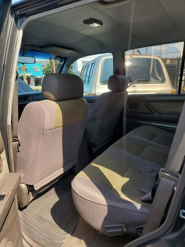 Imagen 7 de 9 de Toyota Autana Automática
