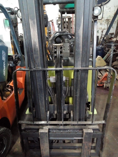 Autoelevador Eléctrico Clark