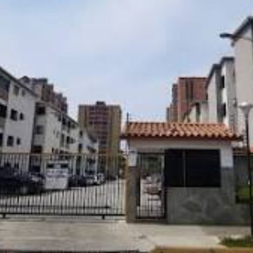 Ehidalgo Apartamento En Urbanizacion La Granja De Naguanagua. Cerca De Centros Comerciales, Supermercados, Farmacias, Hoteles, Centros Clínicos, Colegios, Bellas Zonas Recreativas Y Deportivas