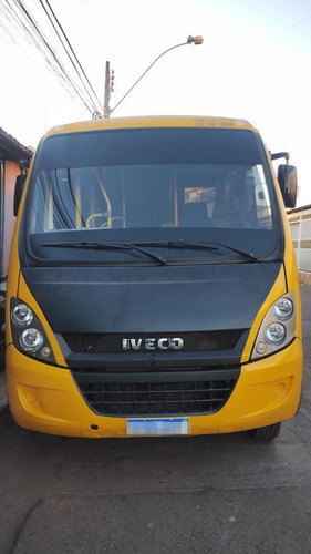 Micro Ônibus - Iveco
