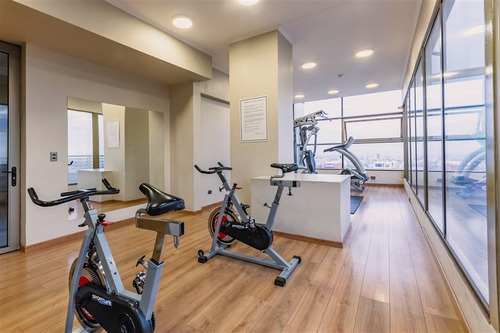 Departamento En Venta De 2 Dorm. En Las Condes