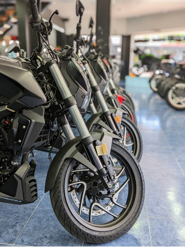 Imagen 13 de 16 de Bajaj Rouser Ns 200 0km