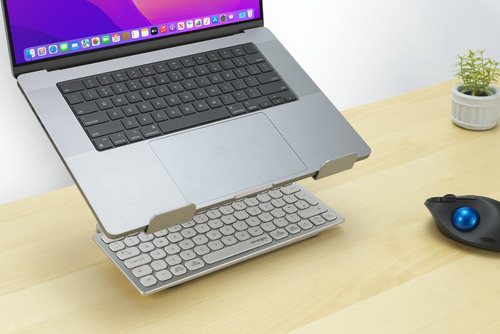 Base Para Notebook Universal Aluminio Hasta 16 K50424ww Color Negro