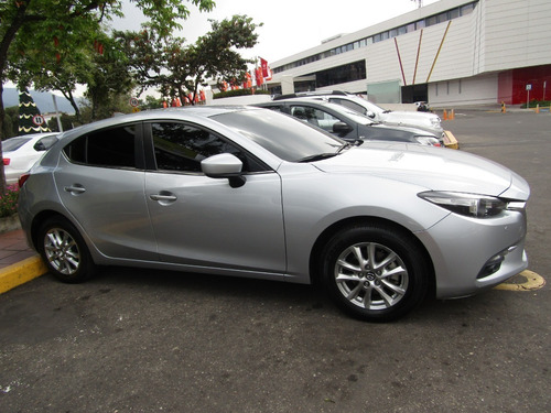 Imagen 4 de 15 de Mazda