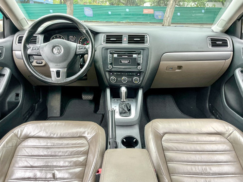 Volkswagen Jetta 2.0 Tsi Highline 4p