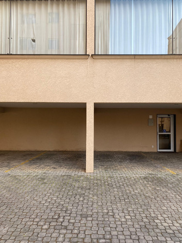 Ótimo Apartamento Em Atibaia! 2 Quartos (1 Suíte) Já Com Ar Condicionado Na Sala E Suite. Benheiros Prontos E Cozinha Planejada!