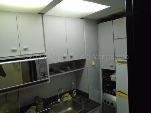 En Boleita Norte Se Vende Edificio Uso Industrial, Comercial O Residencial De 4 Niveles