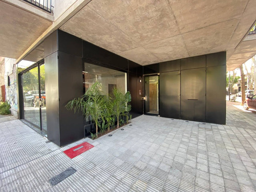 Local Comercial En Venta A Estrenar En Saavedra