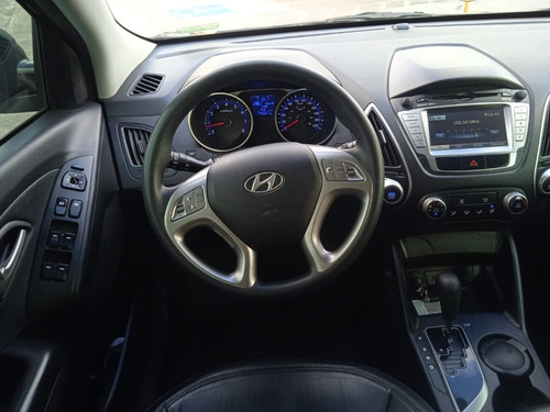 Imagem 10 de 12 de Hyundai Ix35 Automático 2015 - 74.000km - Revisões Na Conces