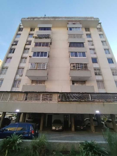 Alquilo Apartamento 96m2 La California Norte 8146