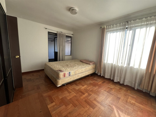 Casa En Venta De 4 Dorm. - Castellón 926 Concepción