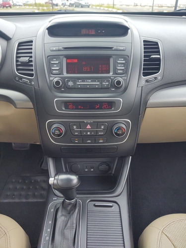 Kia Sorento 2.4 Ex 4x2 * Impecável *