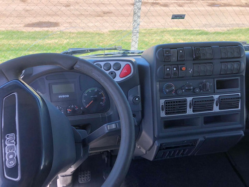 Iveco Cursor 330