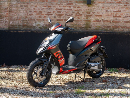 Imagen 5 de 20 de Scooter Aprilia Sr 160 0km Entrega Inmediata Abs Usb Oficial