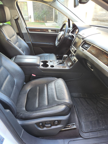 Volkswagen Touareg 3.0 V6 Tipt Tdi Climatronic 4x4 At