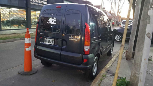 Imagen 4 de 9 de Renault Kangoo Ph3 Confort 2plc 2015 Con Gnc ,oportunidad!!!