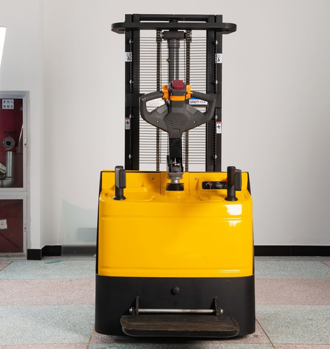 Apilador Eléctrico - 3.5mt - 1600kgs - Nuevo - En Stock