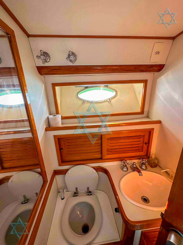 Lancha Tecnomarine 43 Iate Barco N Azimut Phantom Ferretti