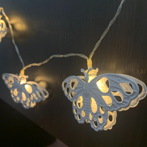 Imagen 4 de 6 de Navidad, Guirnalda Led, Lady Pía, Mariposa