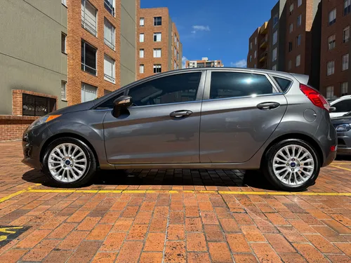 Ford Fiesta 1.6 Hatchback Titanium