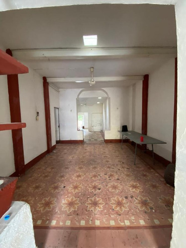 Imagen 2 de 20 de Casa Ubicada Cerca Del Hospital Horan