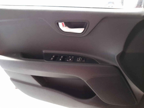 Imagen 13 de 15 de Kia Kia Rio Sedan 2020 4p L, 1.6 L Mpi Ta6, Ve Del., Ba,