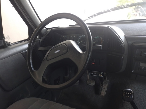 Ford F-100 3.6 Lujo