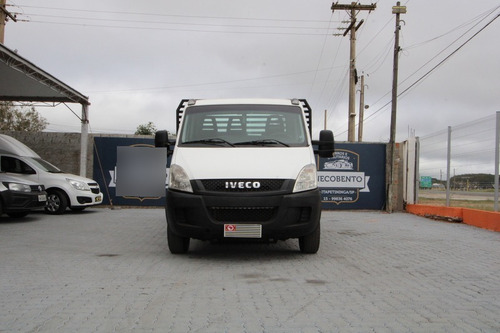 Imagem 4 de 15 de Iveco Daily 35s14 Carroceria
