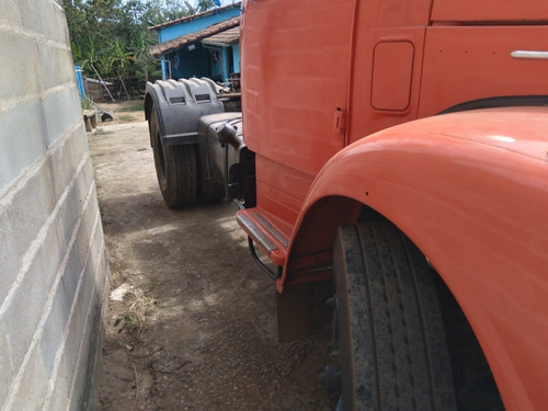 Scania 111 S Cabininha