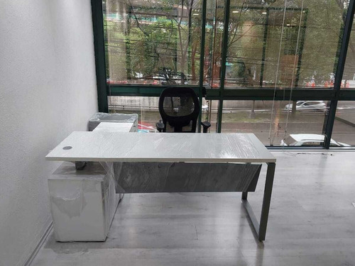Oficina En Renta Frente A Antara