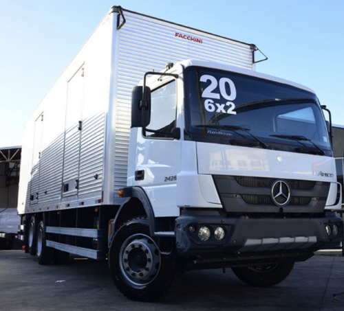 Mercedes Benz Atego 2426 Bau 8.50 Metros