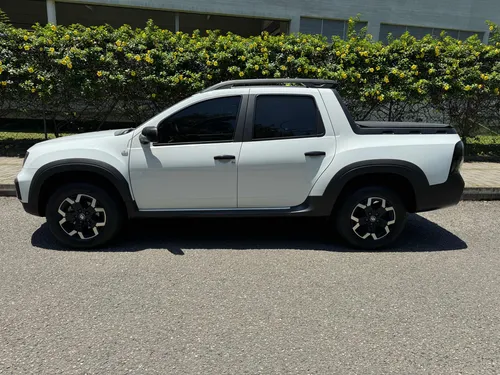 Renault Duster Oroch 2.0 Intens