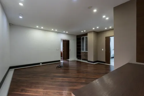 Oficina En Arriendo/venta En Chico Norte. Cod A1105065