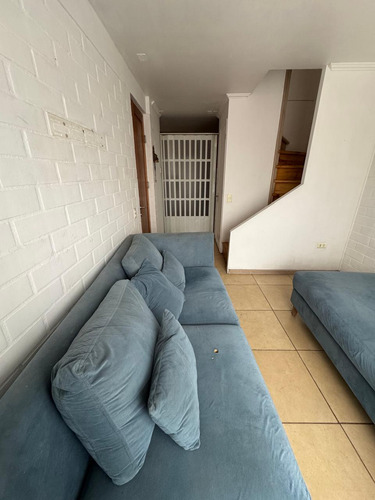 Vende Casa 3 Dormitorios Excelente Ubicación En Santa Cruz