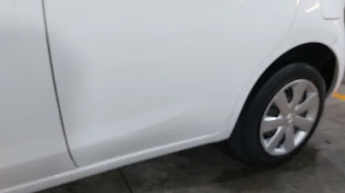 Nissan March 1.6 ACTIVE ABS