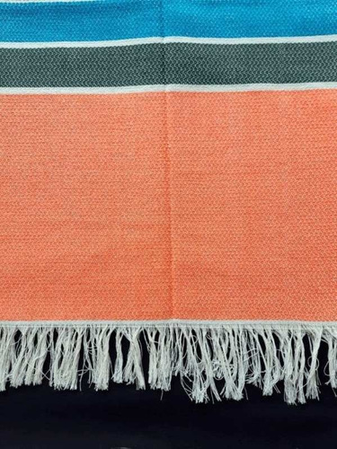 Imagen 2 de 4 de Poncho Ojo De Pez Color