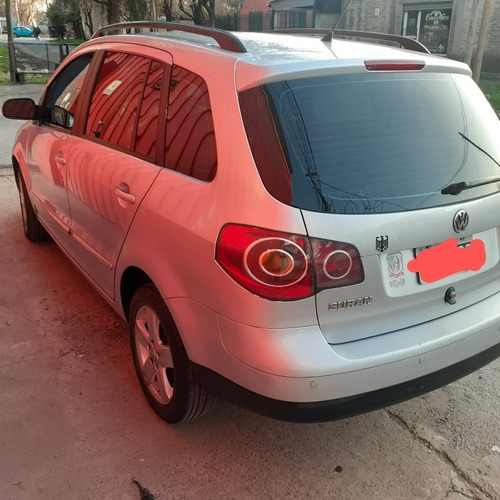 Imagen 18 de 21 de Volkswagen Suran 2010 1.9 Sdi Highline Cuero 90e