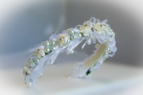 Imagen 4 de 4 de Diadema Tiara Boda Xv Años Comunión Bautizo Dalia Hadas