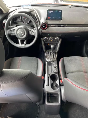 Mazda 2 Sport 2.0 Grand Touring Lx Carbon Edition At