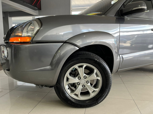 Hyundai Tucson 2.0 MPFI GLS 16V 143CV 2WD FLEX 4P AUTOMÁTICO