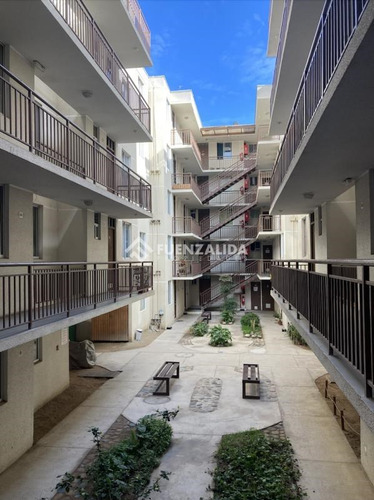 Departamento En Venta De 3 Dorm. En Coquimbo